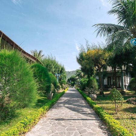 Bai Lu Resort Vinh Buitenkant foto