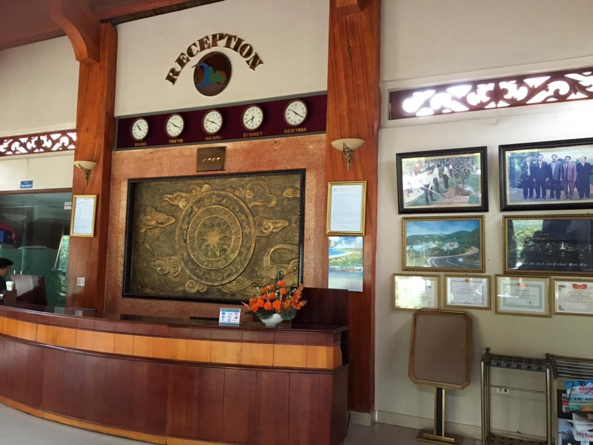 Bai Lu Resort Vinh Buitenkant foto